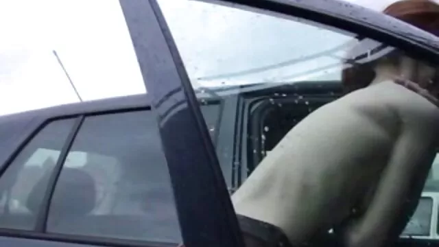 A mature woman candidate has sex with a guy who cinema anal sex came to a porn casting