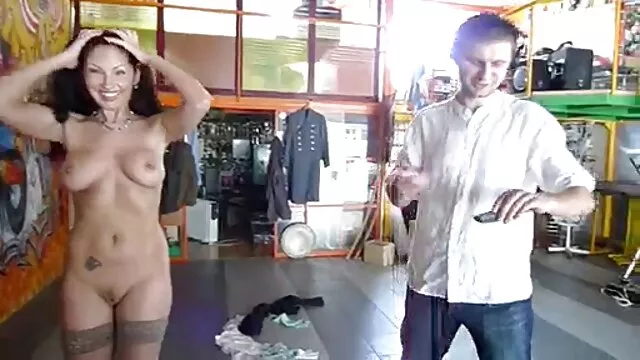 Mature wife likes to french anal streaming lie on the bed in a classic position and savor orgasms