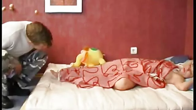 A beautiful young bitch in stockings spread her legs wide apart and rocco siffredi video anal takes a vibrator inside