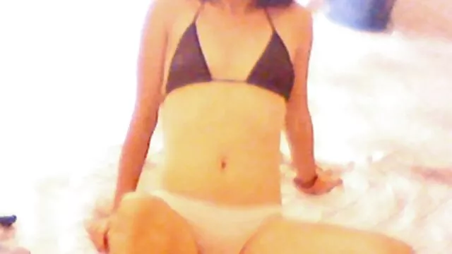 Sultry bitch with big sex anal première fois tits gets her fat ass fucked powerfully