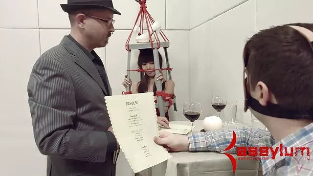 Emo Girl With Tattoos film gratuit anal Teases Undressing On Webcam