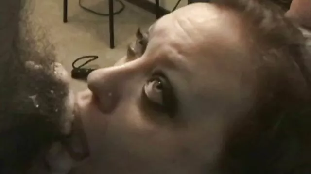 The girl brightly painted her film porno anal français lips before sex